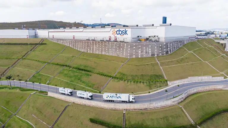 Vídeo institucional para transportadoras: estrutura, operação e pessoas